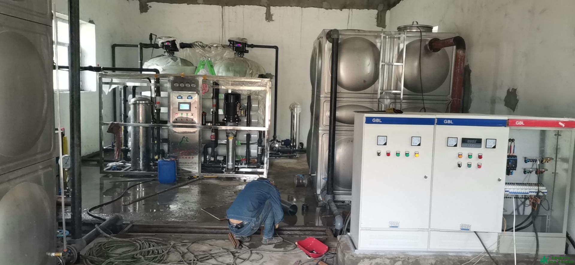 反滲透設(shè)備系統(tǒng)的常見故障表現(xiàn)及處理方法